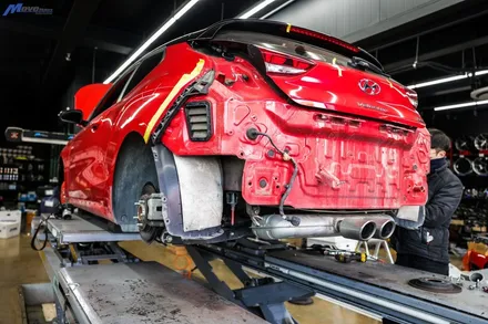 [현대 벨로스터JS 1.6T] 네오테크 인증 4P 브레이크 리어 확장 디스크 장착 + 워크 18인치 ZR10 휠 교체로 브레이크 성능 향상과 하체 드레스업 / 부산 기장군