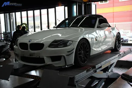 [BMW Z4] 사일룬 타이어 265 / 35 / 18 인치 R01 하이그립 타이어 장착 부산 자동차 휠 타이어 교체 무브모터스 / 부산 기장군