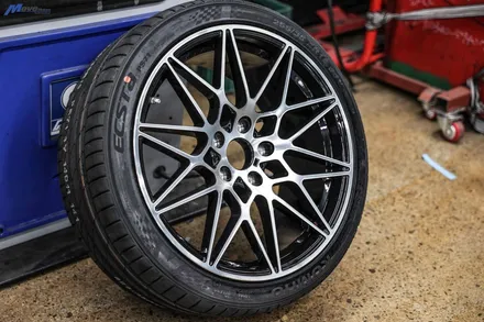 [BMW F30 330i] 부산 M퍼포먼스 풀카본 프론트립 디퓨져 장착 + 아우라에스 ARP 가변 듀얼배기 + BMW M4 컴페티션 19인치 휠 + PSM 카본 리어 스포일러 장착 / 부산 기장군