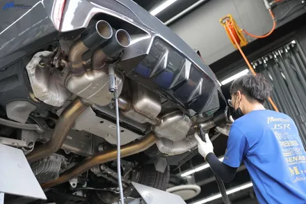 [BMW F90 M5 컴페티션] 3D 타입 카본 리어 디퓨져 + 컴페티션 타입 카본 스포일러 + 스플리터 + JSR퍼포먼스 카본 배기팁 + 카본 휀다 가니쉬 장착 무브모터스 / 부산 기장군