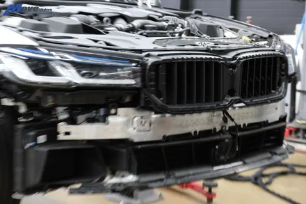 [BMW G30 M550i LCI] 타원형 카본 듀얼 머플러팁 M5 디퓨져 + 그릴 사이드립 장착 / 부산 기장군