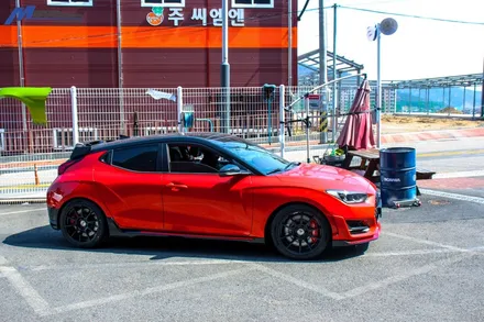[현대 벨로스터JS] 벨로스터N 바디킷 + 커스텀 가변배기 + SSR GTX0118인치 휠 + 사일룬타이어 + 무본 일체형 서스펜션 장착 + 네오테크4P 브레이크 리어확장 튜닝 / 부산 기장군