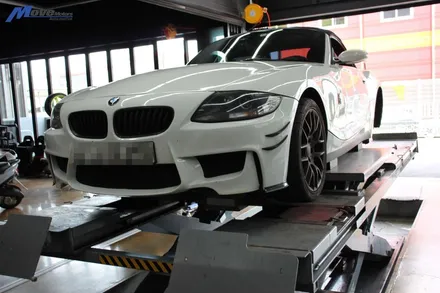 [BMW Z4] 사일룬 타이어 265 / 35 / 18 인치 R01 하이그립 타이어 장착 부산 자동차 휠 타이어 교체 무브모터스 / 부산 기장군