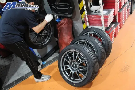 [미니 쿠퍼 오즈휠(OZ Wheel) 휠 인치업 튜닝]사일룬타이어 아트레조 ZSR타이어 교환/부산 사일룬타이어/가성비타이어/부산 휠튜닝/17인치 경량휠/17인치 타이어/무브모터스 / 부산 기장군