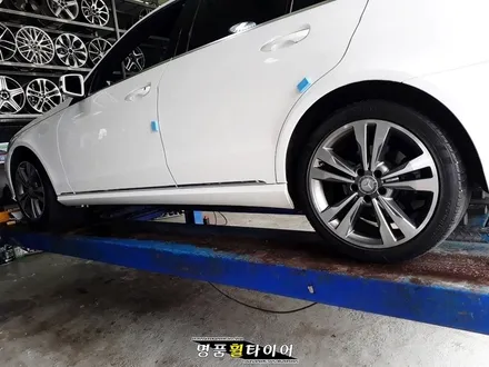 전주광주대전 휠복원/휠수리 벤츠 E300 18인치 순정휠 휠복원 작업 후기 / 전주시 덕진구