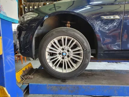 BMW 휠복원 : 520D 17인치휠 자동차휠복원수리 (전주광주대전 휠복원 휠도장 휠튜닝 휠수리) / 전주시 덕진구