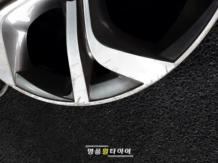 자동차휠긁힘 복원수리 SM7 18인치 순정휠 휠복원 후기 / 전주시 덕진구