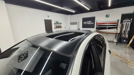 BMW(F10) 루프스킨 재시공 3M유광블랙시공기[의정부랩핑,엠프로랩핑] / 의정부시 민락동