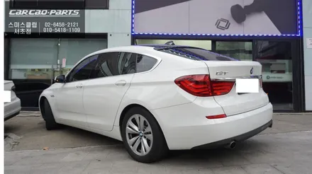 후측방 충돌예방에 도움이되는 BMW 5GT차량 측후방센서 시공과 아이나비QXD7000블랙박스. / 서울 서초, 반포, 강남