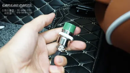 2021년 미니 컨트리맨 통풍시트 시공과 아이나비 메가4채널 블랙박스와 에코파워팩12C 보조배터리 패키지 시공. / 서울 서초, 반포, 강남