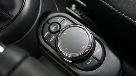 2017년식 BMW MINI NBT사양 고화질 연동되는 슈퍼뷰 어라운드뷰 시공과 4구 전방센서 시공하기. / 서울 서초, 반포, 강남