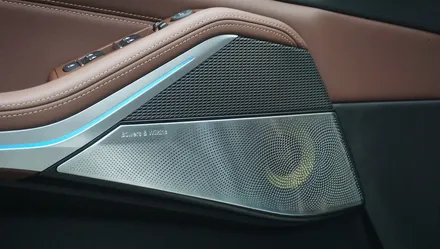 BMW X5차량 AVI BM-100스피커 튜닝과 훼오리LED커버 패키지 인기아이템 튜닝작업. / 서울 서초, 반포, 강남