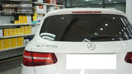 벤츠GLC350차량 다양한 어플을 터치및 조그다이얼로 제어할 수 있는 카카오파츠 12.3인치 에스플레이 안드로이드 모니터 장착. / 서초구 서초동