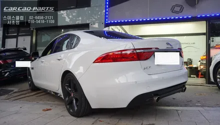 재규어XF차량 순정 모니터에서 스마트폰처럼 어플 구현이 가능한 안드로이드10 큐로이엑스 매립 시공. / 서울 서초, 반포, 강남