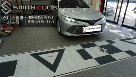 진화한 글로벌 패밀리세단 신형캠리 차량에 \