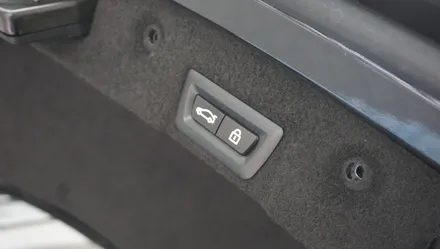 고급세단 BMW640D차량에 꼭 있어야 할 전동트렁크 편의옵션 시공. / 서울 서초, 반포, 강남