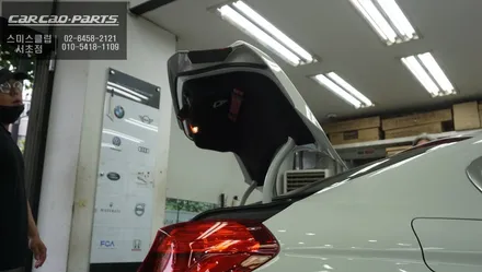 BMW640D차량 안정적인 듀얼쇼바 타입 적용된 전동트렁크 편의옵션 장착. / 서초구 서초동