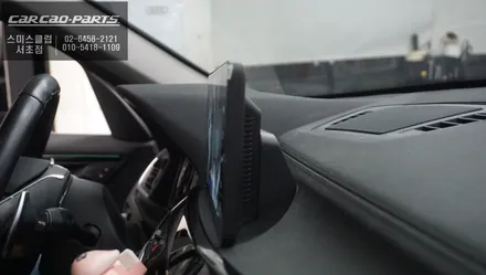 BMW X1[EVO]모니터 탈거 후 12.3인치 안드로이드 에스플레이 모니터와 3D어라운드뷰 콜라보 작업. / 서초구 서초동