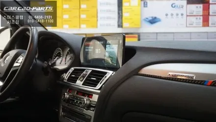 BMW X3 EVO차량 활용성이 없는 순정 모니터 탈거 후 다양한앱 구현되는 12.3인치 안드로이드 모니터 장착. / 서초구 서초동