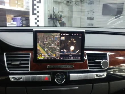 AUDI A8 차량에 최적화된 HDMI고화질 네비매립 \
