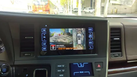 내 차량 360도 상황을 한눈에 파악하다~~~사각지대 탈출에 탁월한 효과 도요타 시에나 360도 옴니뷰 순정연동. / 서초구 서초동