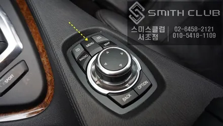 BMW 순정모니터와 터치연동되는 아이나비 X1 CUBE 내비게이션과 핸들과 연동되는 후방카메라.아이나비 QXD1000a블랙박스 작업. / 서울 서초, 반포, 강남