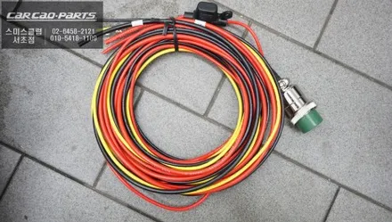 6세대 포드 익스플로러 블랙박스 주차 녹화를 위해 에코파워팩12C 보조배터리 장착. / 서울 서초, 반포, 강남