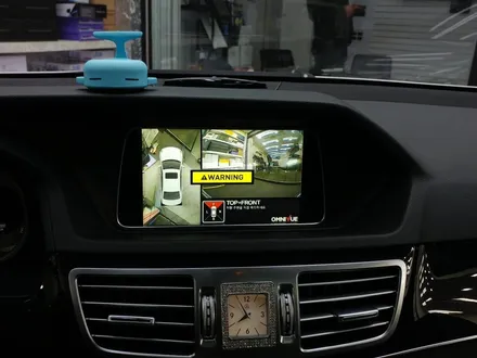 Benz E300 프리미엄 옵션 360도 옴니뷰 NS 순정연동. / 서초구 서초동