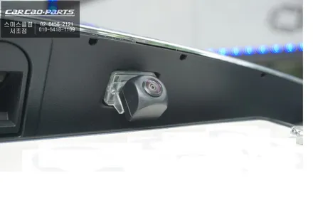 벤츠C250 NTG5.0차량 순정같은 일체감을 자랑하는 3D어라운드뷰 프리미엄 주차옵션 튜닝. / 서울 서초, 반포, 강남