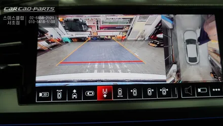 순정과 비교해서 전혀 손색없는 아우디Q4이트론 차량 주변 장애물을 확인할 수 있는 3D어라운드뷰. / 서울 서초, 반포, 강남