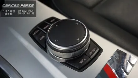 BMW X3 EVO차량 활용성이 없는 순정 모니터 탈거 후 다양한앱 구현되는 12.3인치 안드로이드 모니터 장착. / 서초구 서초동