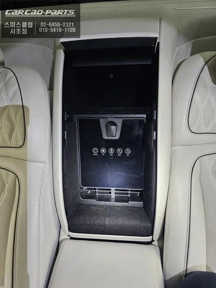 제네시스 G90에 없던 옵션, 스키스루 매립 모토모 냉온장고 시공 / 서초구 서초동