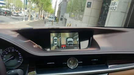 LEXUS ES300h 주차시 편리한 옵션 \