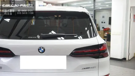 면발광LED 탑재되고 일체감있게 시공되는 BMW X5차량 국산 킹스텝 전동사이드스텝 장착. / 서초구 서초동