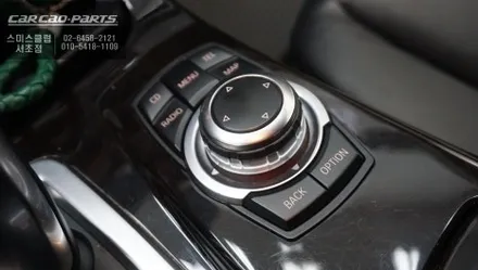 BMW520D[F10]차량 편리함과 활용도가 높은 안드로이드OS탑재 12.3인치 에스플레이 장착. / 서초구 서초동