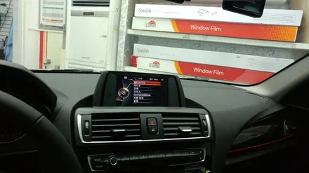 순정네비게이션은 잊어라~~~BMW118D 차량에 T-map실행이 가능한 수입차전용 아이나비X1 CUBE 터치연동 구현. / 서초구 서초동