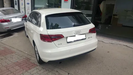 아우디 순정 사이드어시스트 비용이 부담이 되시나요? 측후방 장애물을 감지하는 아우디 A3 측후방센서 튜닝!!! / 서초구 서초동