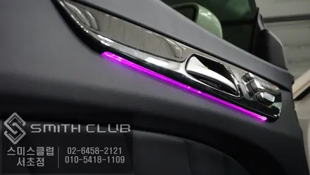 벤츠 CLS250d 순정엠비언트라이트보다 3배는 밝은 가변식 RGB 엠비언트라이트 튜닝과 벤츠 로고 도어램프로 화려하게 변신 / 서울 서초, 반포, 강남