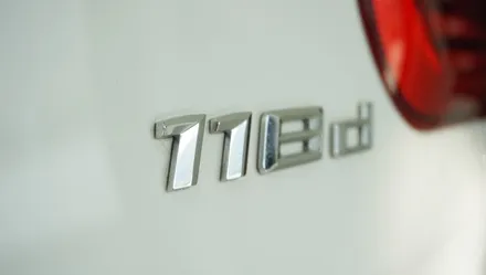 BMW 118d 차량에 전방감지기 전방센서 안전센서 설치 작업으로 충돌위험을 예방하자 / 서울 서초, 반포, 강남
