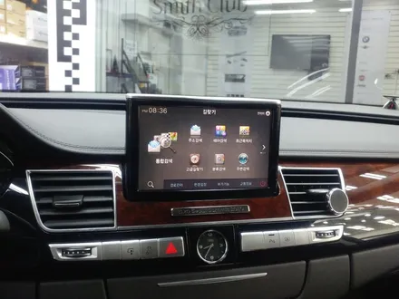 AUDI A8 차량에 최적화된 HDMI고화질 네비매립 \