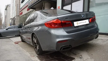 BMW M550d 차량에 가상배기사운드시스템 V-SONIC 브이소닉 작업과 BMW 전용 순정형 룸미러하이패스 작업 / 서울 서초, 반포, 강남