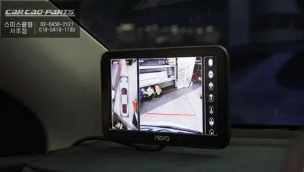 테슬라 모델Y 고화질 AHD모니터와 탑뷰영상으로 주변 장애물을 볼 수 있는 3D어라운드뷰 조합. / 서울 서초, 반포, 강남