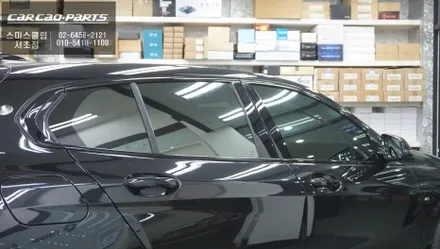 BMW120I차량 순정답게 시공되는 측후방센서 기능과 에메랄드 그린색상 플럭스<FLUX>틴팅 시공. / 서울 서초, 반포, 강남