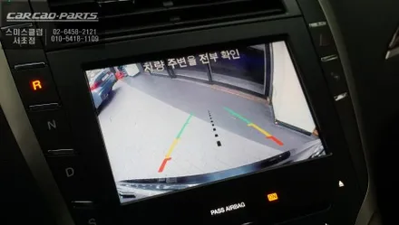 링컨MKZ차량 스마트폰처럼 티맵, 카카오맵, 유튜브등 어플 구현이 가능한 큐로이엑스 셋탑과 고장난 후방카메라 교체 작업. / 서울 서초, 반포, 강남