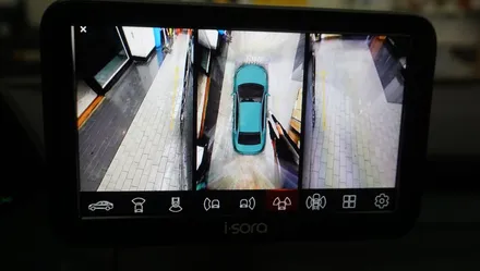 프리우스 고화질 AHD모니터와 3D어라운드뷰 콜라보 작업과 음질 향상을위한 스피커 교환 작업.(스피커) / 도요타 / 프리우스 / 서울 서초구