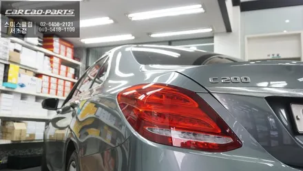벤츠C200 NTG5.0차량 순정다운 일체감을 자랑하는 3D맥스프로 어라운드뷰 시스템 장착. / 서초구 서초동