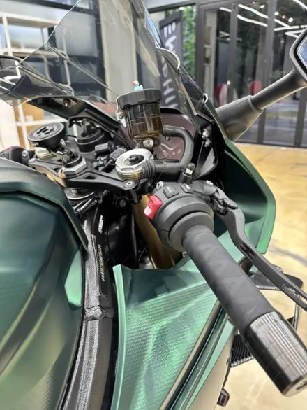 S1000RR 무광 크롬 다크그린 전체랩핑. 김포 인천 바이크에 변화를 주는 가장 확실한 방법. / 경기 김포