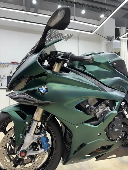 S1000RR 무광 크롬 다크그린 전체랩핑. 김포 인천 바이크에 변화를 주는 가장 확실한 방법. / 경기 김포