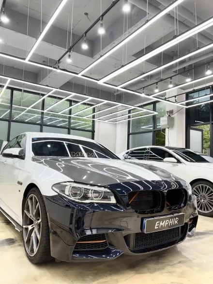 BMW M550d 랩핑 사고처리는 어떻게? 앞범퍼 랩핑 재시공. 보험수리 사고대차까지 김포랩핑 보험처리 / 경기 김포