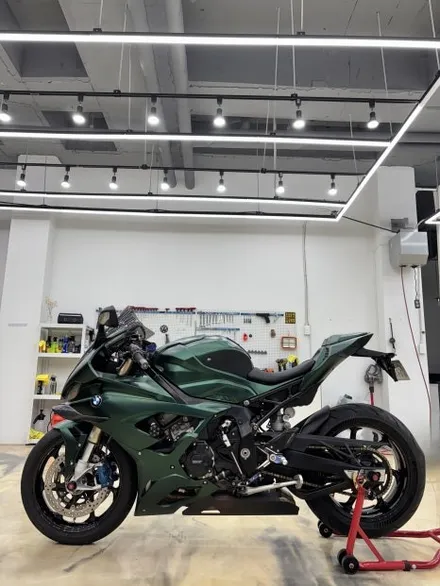 S1000RR 무광 크롬 다크그린 전체랩핑. 김포 인천 바이크에 변화를 주는 가장 확실한 방법. / 경기 김포